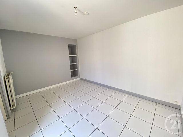 Appartement T2 à louer - 2 pièces - 33.19 m2 - CHATEAUROUX - 36 - CENTRE - Century 21 Adressimmo