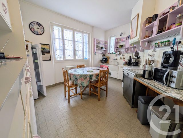 maison à vendre - 7 pièces - 170.0 m2 - CHATEAUROUX - 36 - CENTRE - Century 21 Adressimmo