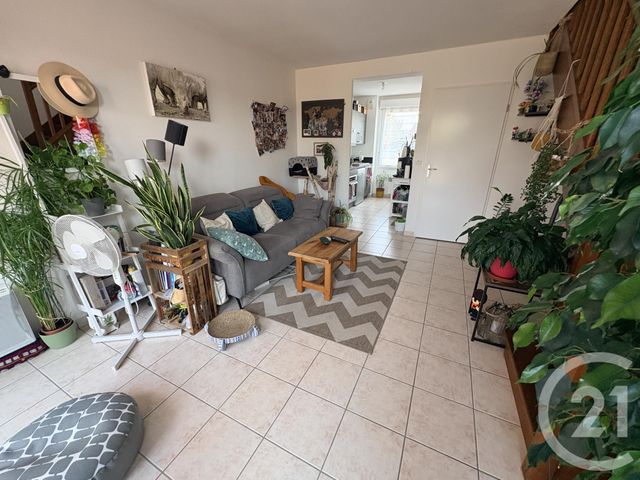 maison à vendre - 2 pièces - 47.2 m2 - LE POINCONNET - 36 - CENTRE - Century 21 Adressimmo