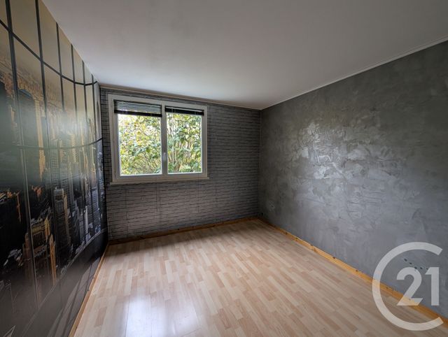 Appartement F4 à vendre - 4 pièces - 67.0 m2 - CHATEAUROUX - 36 - CENTRE - Century 21 Adressimmo