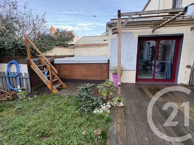 maison à vendre - 9 pièces - 195.0 m2 - CHATEAUROUX - 36 - CENTRE - Century 21 Adressimmo