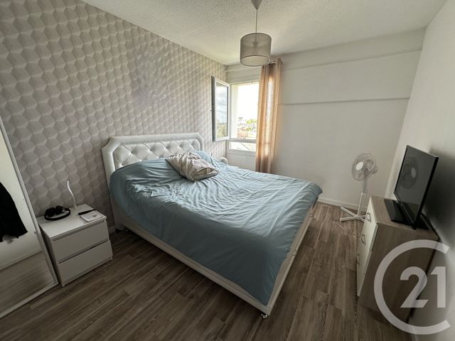 Appartement T3 à vendre - 3 pièces - 77.01 m2 - CHATEAUROUX - 36 - CENTRE - Century 21 Adressimmo