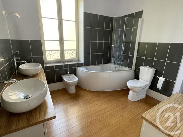 Afficher la photo en grand maison à vendre - 7 pièces - 196.0 m2 - CHATEAUROUX - 36 - CENTRE - Century 21 Adressimmo