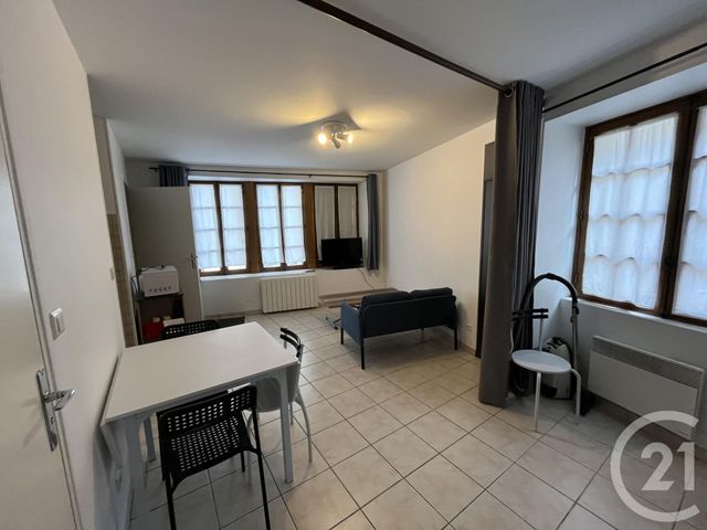 Appartement Studio à louer - 1 pièce - 24.69 m2 - CHATEAUROUX - 36 - CENTRE - Century 21 Adressimmo