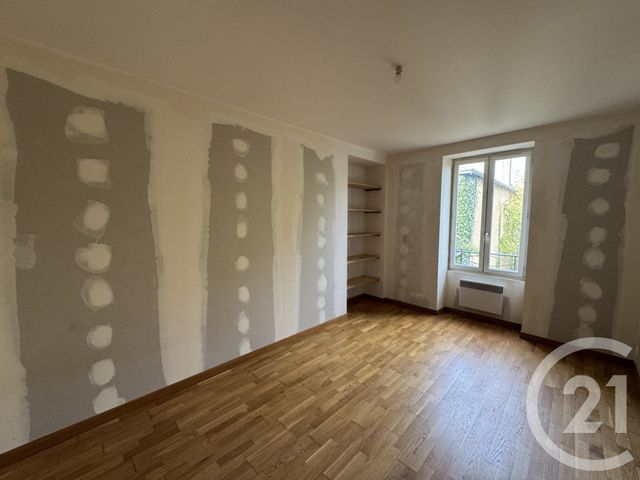 maison à vendre - 6 pièces - 183.14 m2 - NEUVY ST SEPULCHRE - 36 - CENTRE - Century 21 Adressimmo