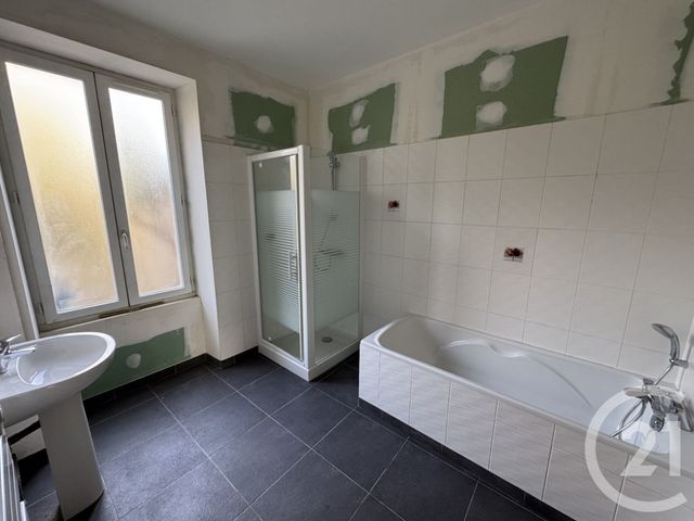 maison à vendre - 6 pièces - 183.14 m2 - NEUVY ST SEPULCHRE - 36 - CENTRE - Century 21 Adressimmo