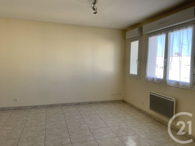 Appartement T1 à louer - 1 pièce - 43.4 m2 - CHATEAUROUX - 36 - CENTRE - Century 21 Adressimmo