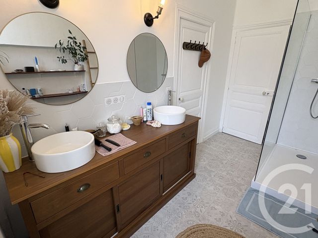 maison à vendre - 5 pièces - 130.0 m2 - CHATEAUROUX - 36 - CENTRE - Century 21 Adressimmo
