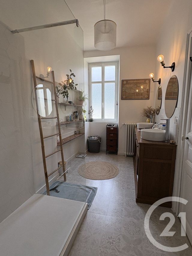 maison à vendre - 5 pièces - 130.0 m2 - CHATEAUROUX - 36 - CENTRE - Century 21 Adressimmo