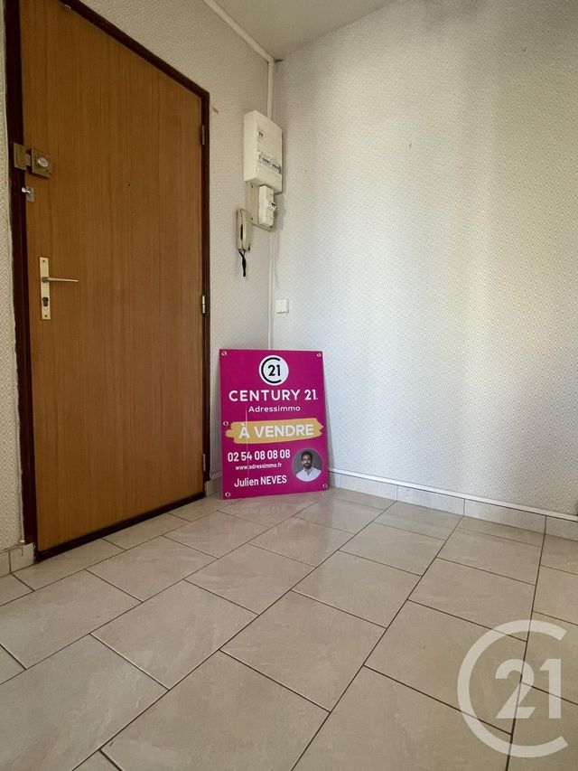 Appartement T3 à vendre - 3 pièces - 66.1 m2 - CHATEAUROUX - 36 - CENTRE - Century 21 Adressimmo