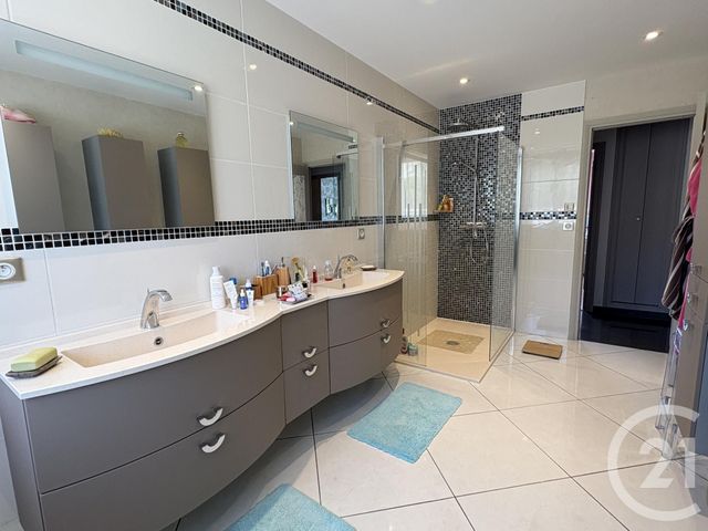 Afficher la photo en grand maison à vendre - 5 pièces - 260.0 m2 - NEUVY PAILLOUX - 36 - CENTRE - Century 21 Adressimmo