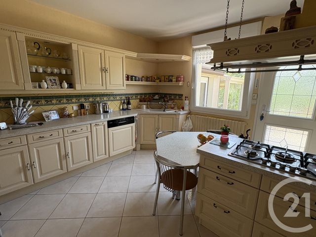 Afficher la photo en grand maison à vendre - 5 pièces - 260.0 m2 - NEUVY PAILLOUX - 36 - CENTRE - Century 21 Adressimmo