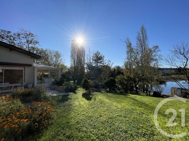 Afficher la photo en grand maison à vendre - 5 pièces - 260.0 m2 - NEUVY PAILLOUX - 36 - CENTRE - Century 21 Adressimmo