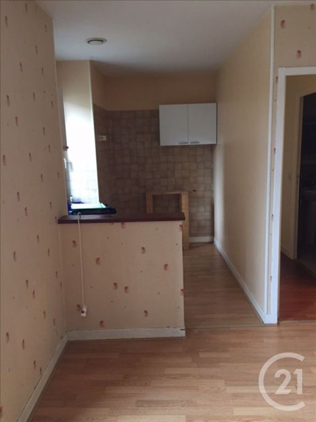 Appartement à louer - 2 pièces - 34.0 m2 - ISSOUDUN - 36 - CENTRE - Century 21 Adressimmo