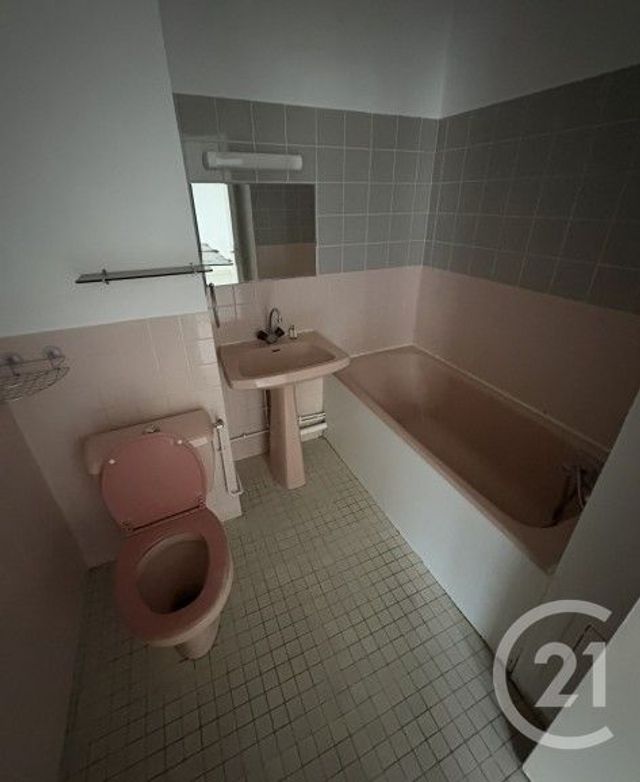 Appartement T1 à louer - 1 pièce - 30.98 m2 - CHATEAUROUX - 36 - CENTRE - Century 21 Adressimmo