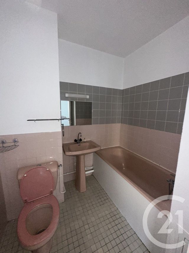 Appartement T1 à louer - 1 pièce - 30.98 m2 - CHATEAUROUX - 36 - CENTRE - Century 21 Adressimmo