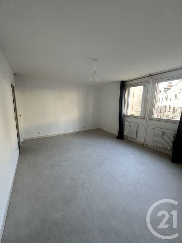 Appartement T1 à louer - 1 pièce - 30.98 m2 - CHATEAUROUX - 36 - CENTRE - Century 21 Adressimmo