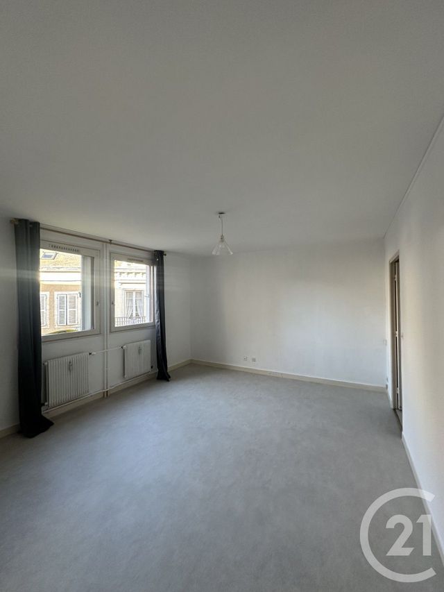 Appartement T1 à louer - 1 pièce - 30.98 m2 - CHATEAUROUX - 36 - CENTRE - Century 21 Adressimmo