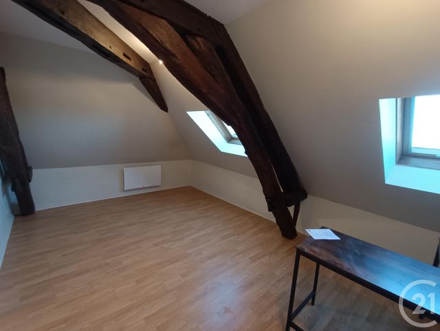 Appartement Studio à louer - 1 pièce - 33.42 m2 - LA CHATRE - 36 - CENTRE - Century 21 Adressimmo