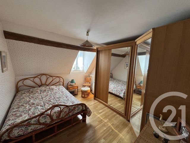 maison à vendre - 6 pièces - 273.36 m2 - ST DENIS DE JOUHET - 36 - CENTRE - Century 21 Adressimmo