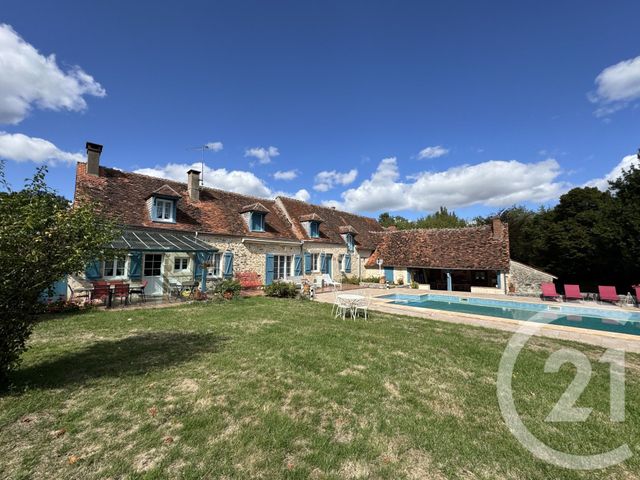 maison à vendre - 6 pièces - 273.36 m2 - ST DENIS DE JOUHET - 36 - CENTRE - Century 21 Adressimmo