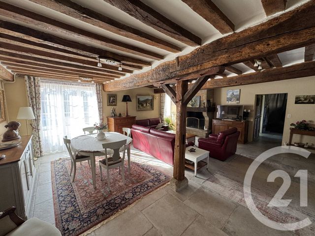 maison à vendre - 6 pièces - 273.36 m2 - ST DENIS DE JOUHET - 36 - CENTRE - Century 21 Adressimmo