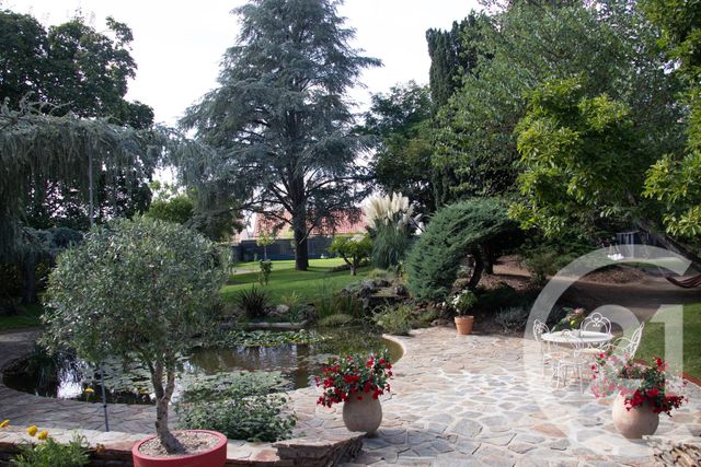 maison à vendre - 6 pièces - 235.35 m2 - CHATEAUROUX - 36 - CENTRE - Century 21 Adressimmo