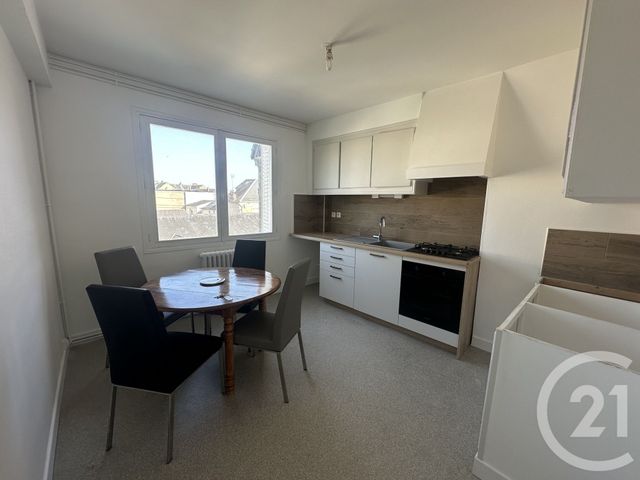 Appartement T2 à louer - 2 pièces - 55.56 m2 - CHATEAUROUX - 36 - CENTRE - Century 21 Adressimmo