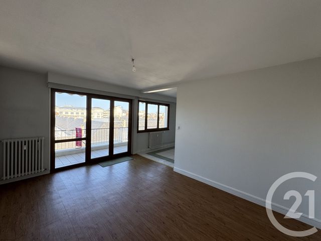 Appartement T4 à vendre - 4 pièces - 90.1 m2 - CHATEAUROUX - 36 - CENTRE - Century 21 Adressimmo