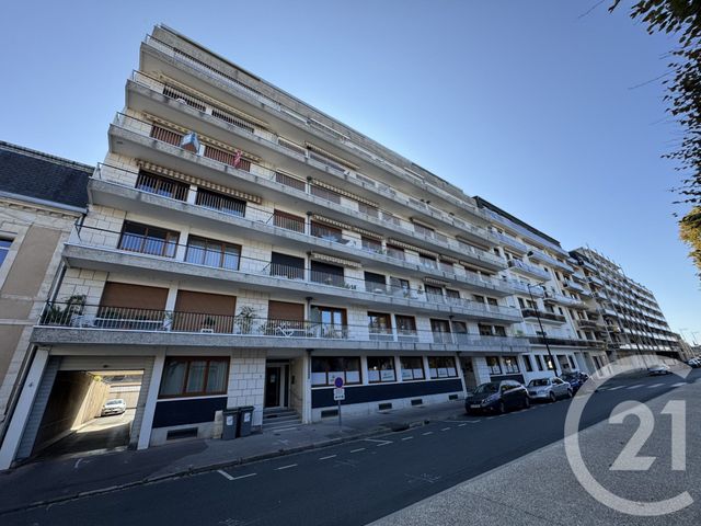 Appartement T4 à vendre - 4 pièces - 90.1 m2 - CHATEAUROUX - 36 - CENTRE - Century 21 Adressimmo
