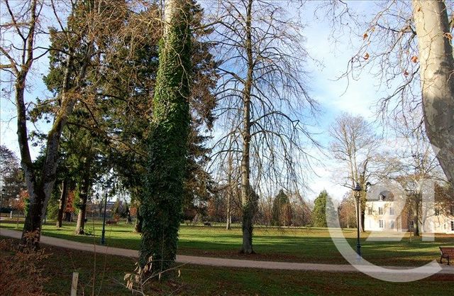 Appartement à louer - 2 pièces - 30.0 m2 - CHATEAUROUX - 36 - CENTRE - Century 21 Adressimmo