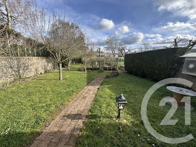 maison à vendre - 5 pièces - 118.0 m2 - CHATEAUROUX - 36 - CENTRE - Century 21 Adressimmo