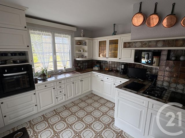 maison à vendre - 7 pièces - 186.67 m2 - CHATEAUROUX - 36 - CENTRE - Century 21 Adressimmo