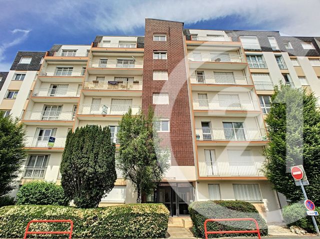 Appartement T1 à louer - 1 pièce - 33.8 m2 - CHATEAUROUX - 36 - CENTRE - Century 21 Adressimmo