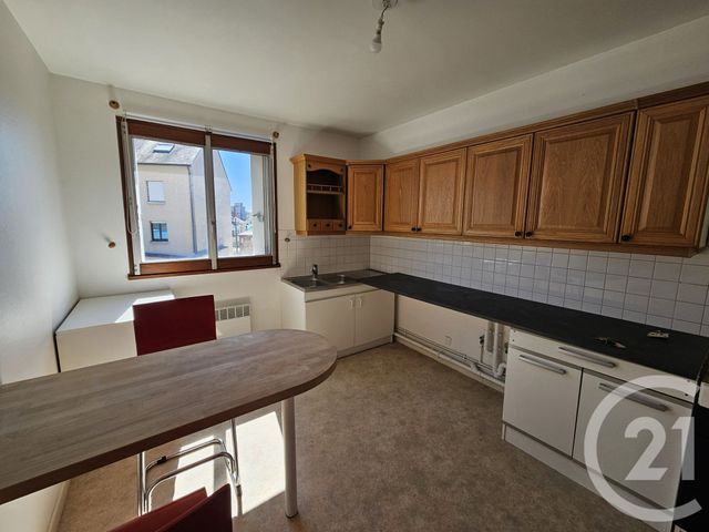 Appartement T3 à louer - 3 pièces - 75.3 m2 - CHATEAUROUX - 36 - CENTRE - Century 21 Adressimmo