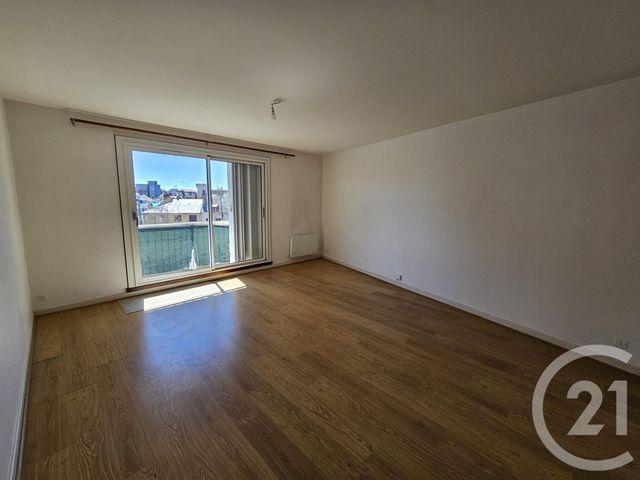 Appartement T3 à louer - 3 pièces - 75.3 m2 - CHATEAUROUX - 36 - CENTRE - Century 21 Adressimmo