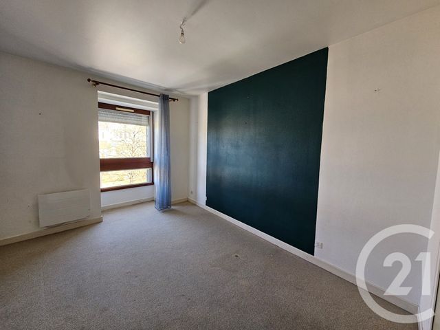 Appartement T3 à louer - 3 pièces - 75.3 m2 - CHATEAUROUX - 36 - CENTRE - Century 21 Adressimmo