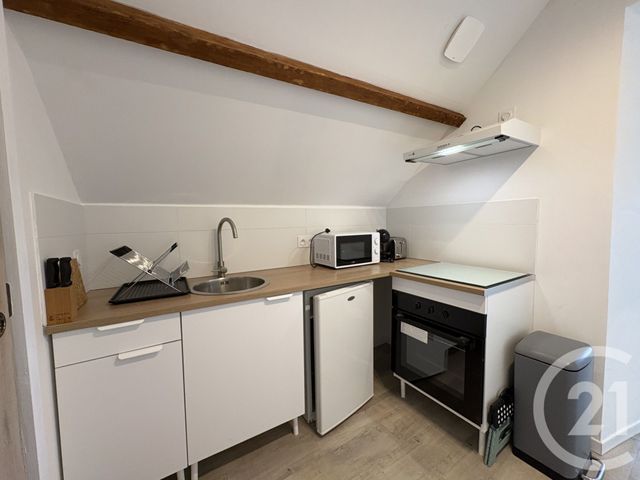 Appartement F2 à louer - 2 pièces - 30.3 m2 - CHATEAUROUX - 36 - CENTRE - Century 21 Adressimmo