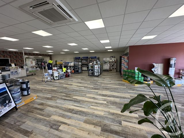 commerce à louer - 670.0 m2 - ST MAUR - 36 - CENTRE - Century 21 Adressimmo