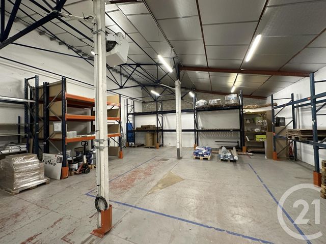 commerce à louer - 670.0 m2 - ST MAUR - 36 - CENTRE - Century 21 Adressimmo