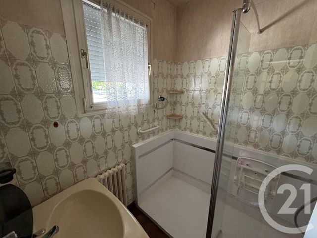 Afficher la photo en grand maison à vendre - 5 pièces - 104.48 m2 - CHATEAUROUX - 36 - CENTRE - Century 21 Adressimmo