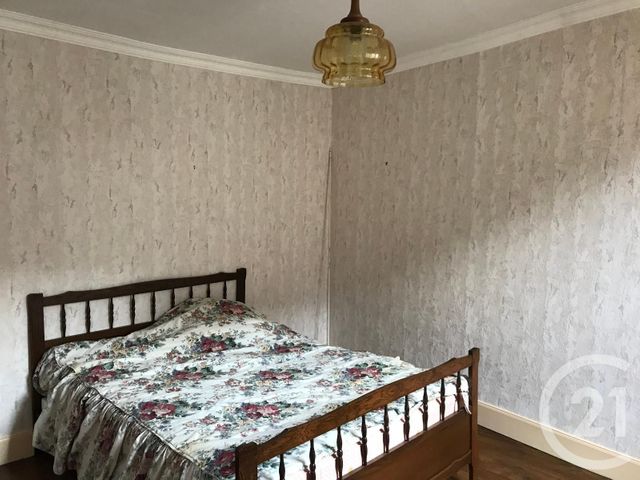 maison à louer - 4 pièces - 120.0 m2 - NEUVY ST SEPULCHRE - 36 - CENTRE - Century 21 Adressimmo