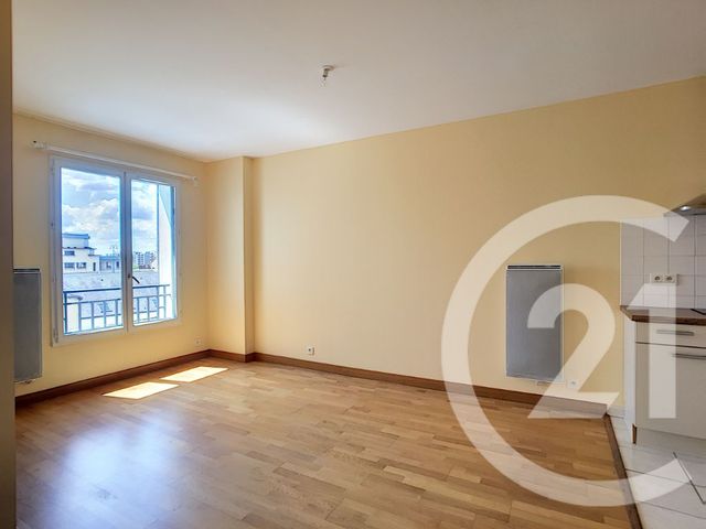 Appartement T3 à louer - 3 pièces - 62.98 m2 - CHATEAUROUX - 36 - CENTRE - Century 21 Adressimmo