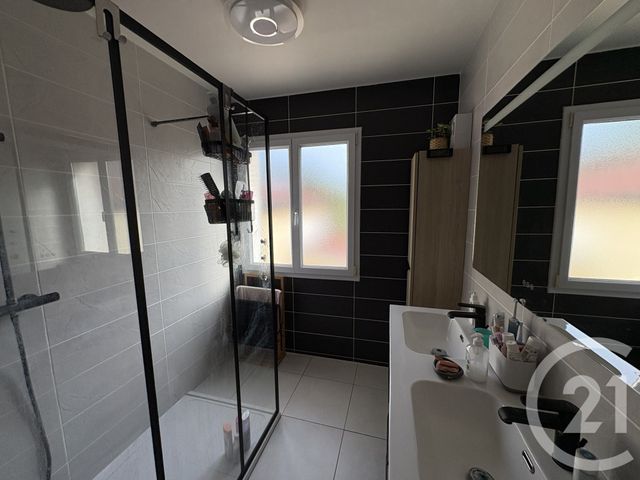 maison à vendre - 7 pièces - 213.0 m2 - CHATEAUROUX - 36 - CENTRE - Century 21 Adressimmo