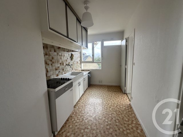 Appartement T3 à louer - 3 pièces - 60.69 m2 - CHATEAUROUX - 36 - CENTRE - Century 21 Adressimmo