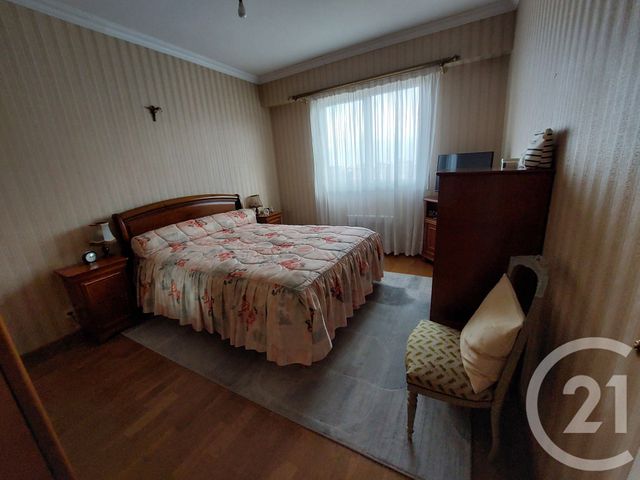 Appartement F3 à vendre - 3 pièces - 82.4 m2 - CHATEAUROUX - 36 - CENTRE - Century 21 Adressimmo