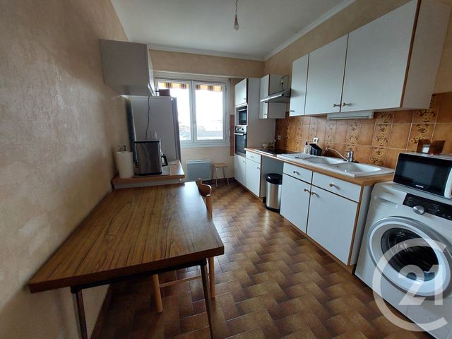 Appartement F3 à vendre - 3 pièces - 82.4 m2 - CHATEAUROUX - 36 - CENTRE - Century 21 Adressimmo