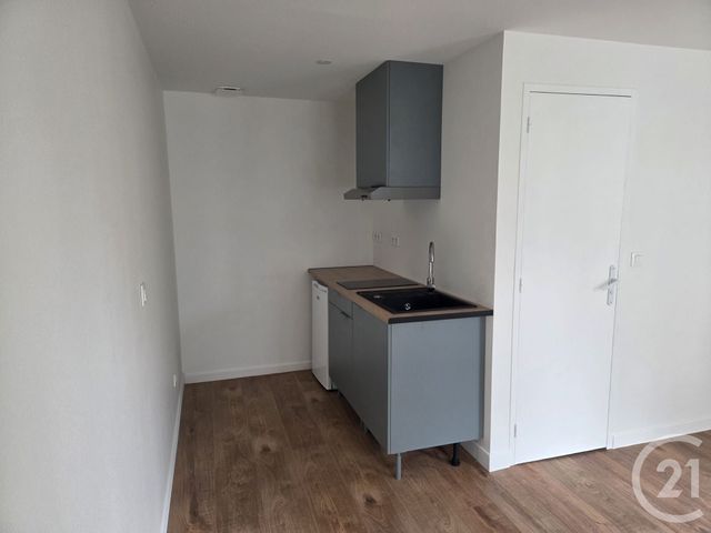 Appartement T1 à louer - 1 pièce - 20.17 m2 - CHATEAUROUX - 36 - CENTRE - Century 21 Adressimmo