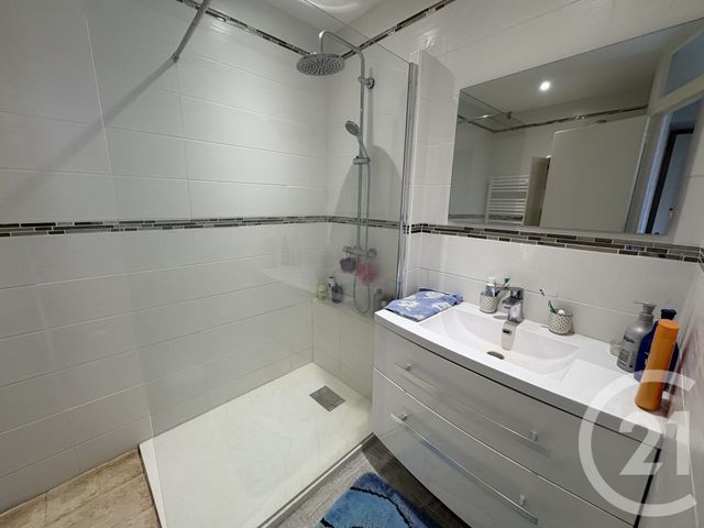 maison à vendre - 4 pièces - 74.86 m2 - CHATEAUROUX - 36 - CENTRE - Century 21 Adressimmo