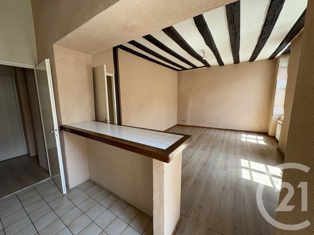Appartement T2 à vendre - 2 pièces - 45.73 m2 - CHATEAUROUX - 36 - CENTRE - Century 21 Adressimmo